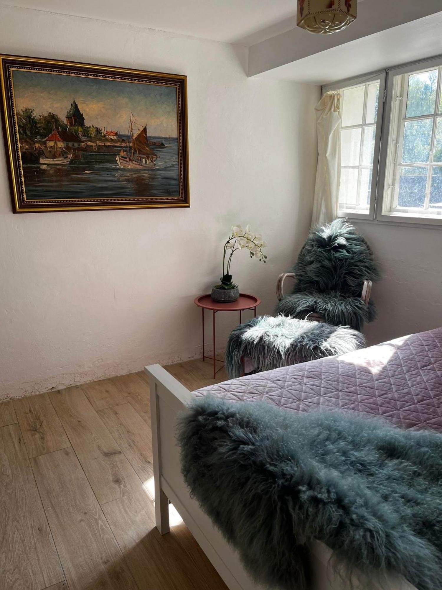 Rosenlund Gods - Kaelder B&B Sakskobing Экстерьер фото